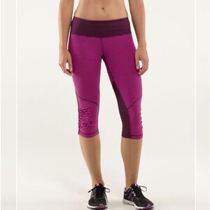 Lululemon Run For Your Life Crop Capri Ruched leggings US 4 raspberry stripe